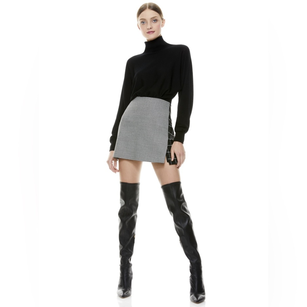 Alice + Olivia HIGH WAISTED MINI SKIRT - Dual Pattern Plaid - Size 0 - Like New